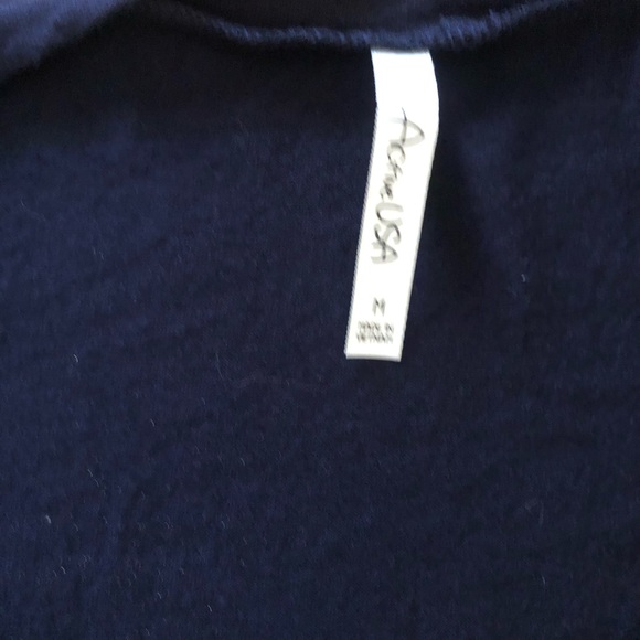 Navy V Neck T-shirt Active USA - Picture 2 of 4